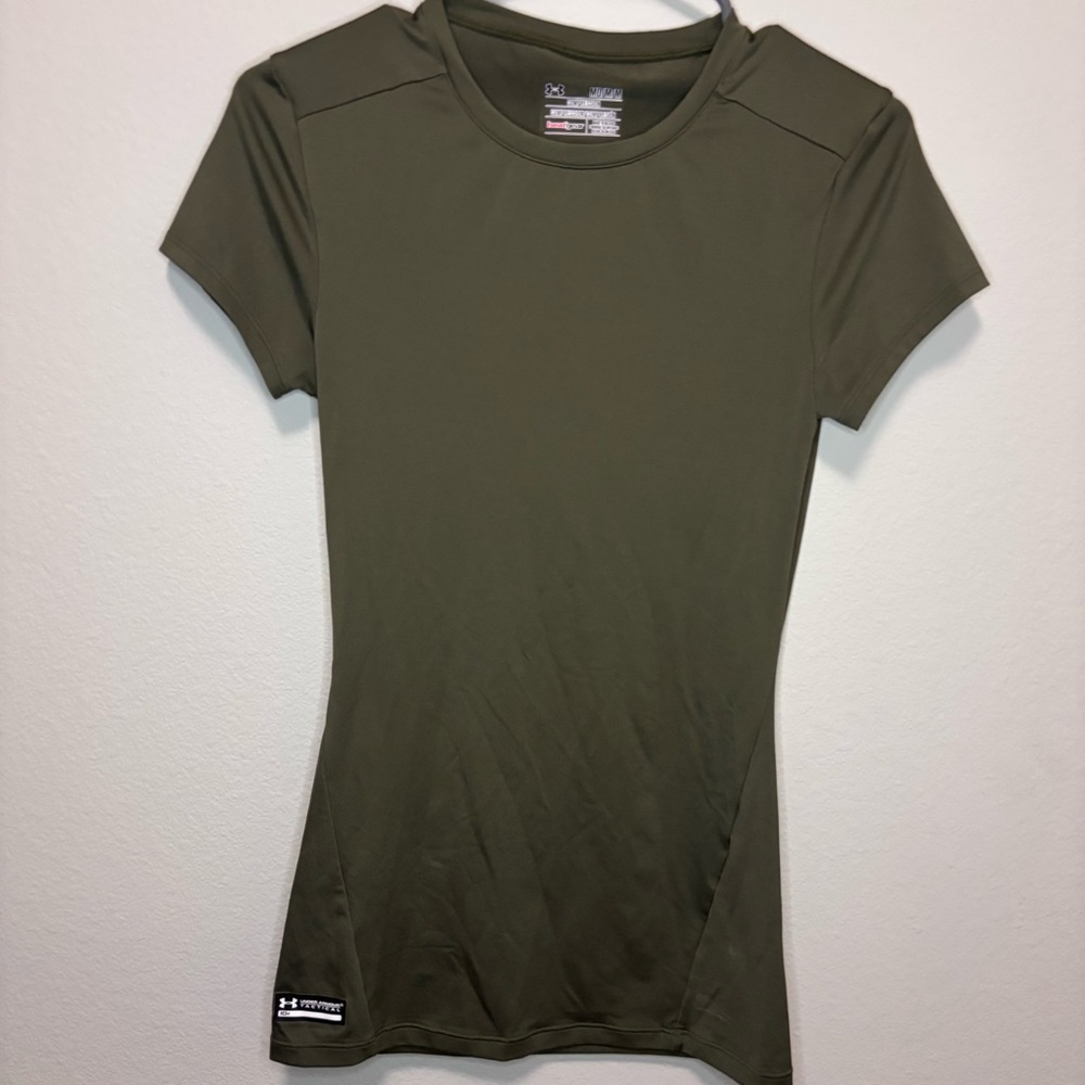 ✨Under Armour Women's Compression Tee✨